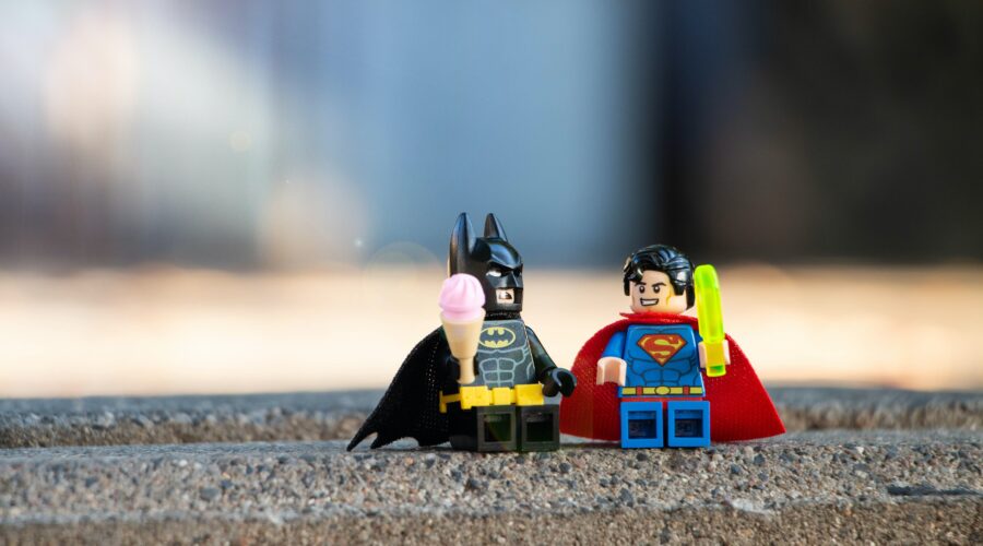 Batman and Superman are ready to fight the powers of evil…as soon as they finish their ice cream. Hey, we all have our priorities.